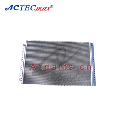 China Base auto de aluminio universal del condensador del acondicionador del reemplazo en venta