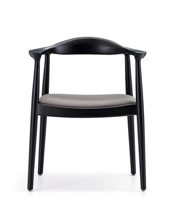 China 2021 Designs Modern Black Solid Wood Dining Chair Nordic Wooden Chair Restaurant Chairs for sale