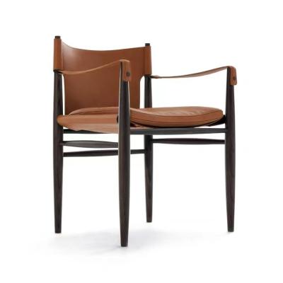 China Modern Popular Orange Leather Italian Dining Chair Modern for sale