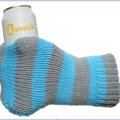 China Simple Cheap Wholesale Mens Acrylic Knitted Beer Mitt For Beer Party for sale