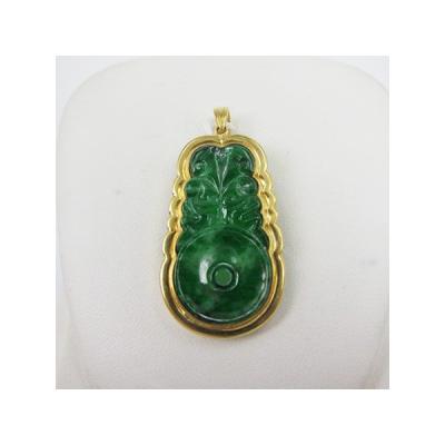 China Jade Factory Supply 22k Yellow Gold Jade Jewelry Women Gifts Carved Pendant Charm for sale