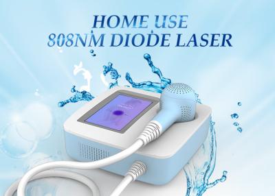 China máquina portátil eficaz del retiro del pelo del laser 808nm para el uso en el hogar en venta