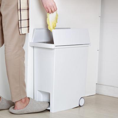 China Creative Stocked Trash Can Manufacturer Kitchen 12L Direct Pedal Waste Bin Hotel Slow Falling Trash Can Household for sale