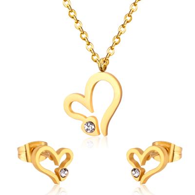 China Stainless Steel Ethnic Heart Jewelry Fashion Necklace Earring 18k 24k Gold Pendant Jewelry Set for sale