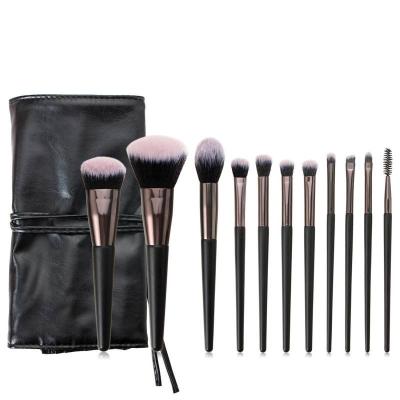 China 2021 Wholesale High Quality Professional Face 11 Pieces Make Up Brush Long Wooden Handle Eye Base Makeup Brush Best Set for sale