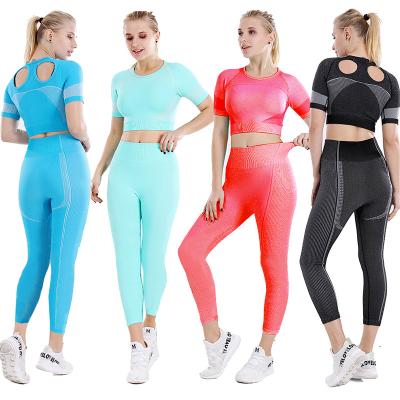 China Breathable Yoga Set Fitness Long Sleeve Sportswear Workout Activewear Premium Luminous Yoga Set For Women for sale