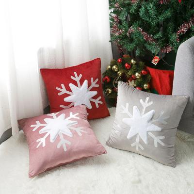 China Christmas Anti-Static Cushion Cover Embroidery Design Snow Design Pillow Cover Decorative Velvet Pillow Shape Covers 45*45cm for sale