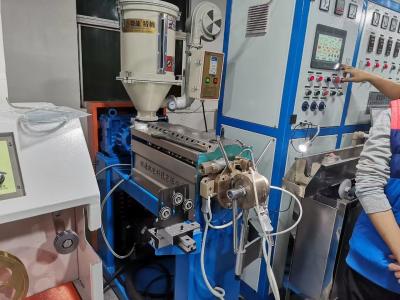 중국 시멘스 모터와 함께 PTFE 와이어 및 케이블 extruder 기계 60kg/H 11KW 판매용