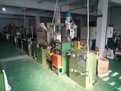 China Línea de producción de la máquina de extrusión de alambre de 60 kg/h 11KW con barril de acero de aleación Hastelloy HC-276 en venta