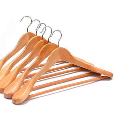 China Traditional Solid Wood Extra Size Shoulder Suit/Clothing Hanger Latest Coat Hangers for sale