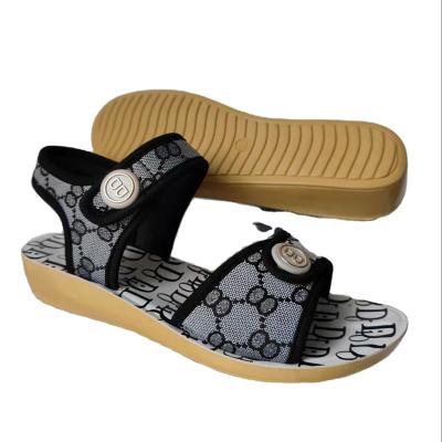 China Hot Sale Ladies PU Slide Sandals Women Light Up Weight Cheap OEM Shoes EC030804 for sale