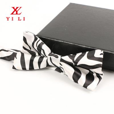 China YiLi Man Silk Handmade Wholesale Print Bow Tie for sale