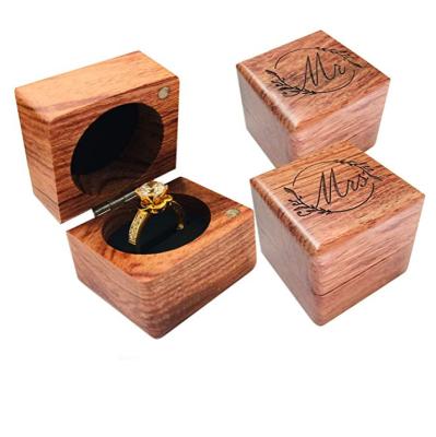 China Beautiful Handmade Ring Gift Box Can Be Customized Wooden Box for sale