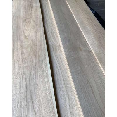 China Hotel Sell Well New Type 0.4mm Chinese Walnut Veneer Laminate Crown Wood Natural Cutting for sale