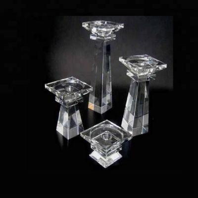 China Excellent Quality Home Decoration Glass Crystal Candle Holder Large Varieties Crystal Candle Holder Wedding Decoration For Wholesale for sale