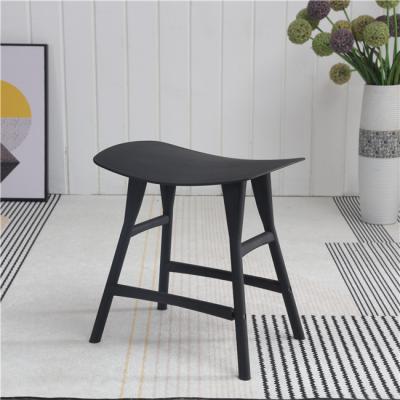 China (Height)Adjustable Lightweight Bite Back Plastic Dining Chair Hole Popular Furniture for sale