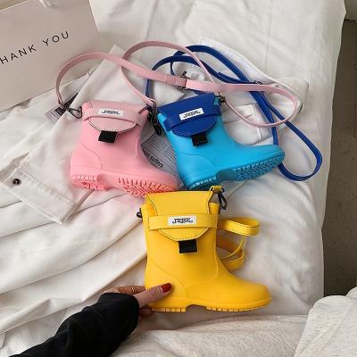 China New Novelty Portable Cute Purses Boot Design Popular Fashion Popular Handbags Ladies Jelly Mini Bag Phone Handbags For Women for sale