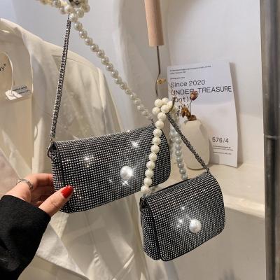 China Fashionable Bling Rhinestone Messenger Bags Clips 2021 New Fashion Cross - Mommy And Me Luxury Pearl Chain Body Wallet Women Handbags for sale