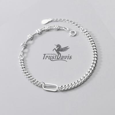 China Trendy geometric hollow light Luxury 925 Sterling Silver Fashion Jewelry Gift DB085 chain bracelet from TrustDavis for sale