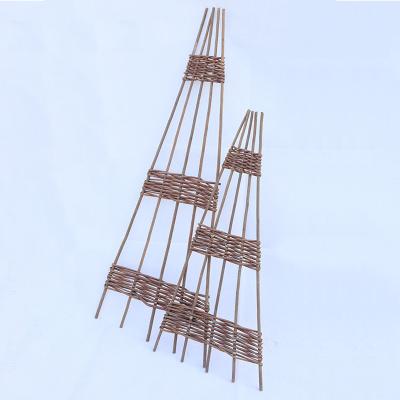 China Brand New Easily Assembled Finely Processed Garden Willow Obelisk Woven Stand Willow Flower Shelf for sale