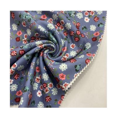 China New Arrival Viable Hot Sale Wholesale Blue Flower Digital Printing Polyester Fabric For Clothes for sale