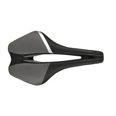 China Comfortable Most Popular Racing New Breathable Hollow Leather Saddle Road Bike Saddle for sale