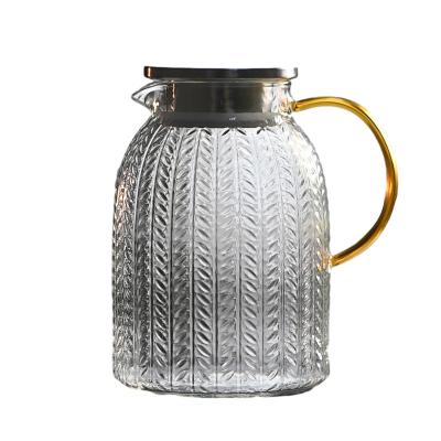 China Sustainable High quality High borosilicate glass water jug with stainless steel lid glass Pitcher drinking jug for sale