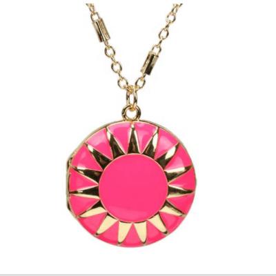 China Pendant Can Be Factory Price Open Gold Plated Brass Sun Figure Enameled Pendants Necklace For Women for sale