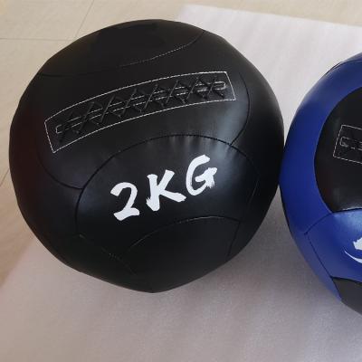 China Custom logo black leather medicine ball Training Exercise soft Wall Ball for sale