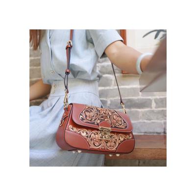 China Full Grain Style All-match Handbag Good Quality Ladies Leather Luxury Carved Leather Handbag New for sale