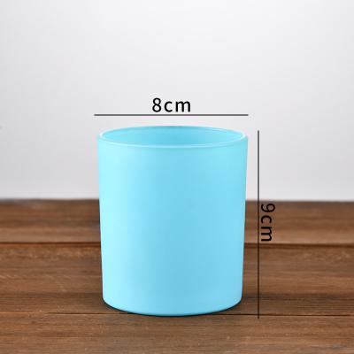 China Home Decoration Natural Soy Wax Empty Green Color Glass Jars For Candle Making Candle Jars With Wooden Lids for sale