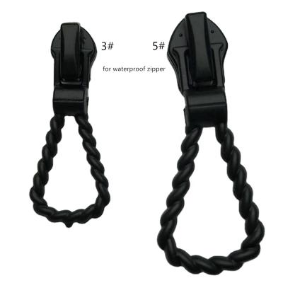 China Beautiful Fashion And Durable Black NO.3#5#8# Twisted Shape Zipper Puller Chain Slider Pull Key Parts For Resin Metal Reverse Nylon Waterproof Zipper for sale