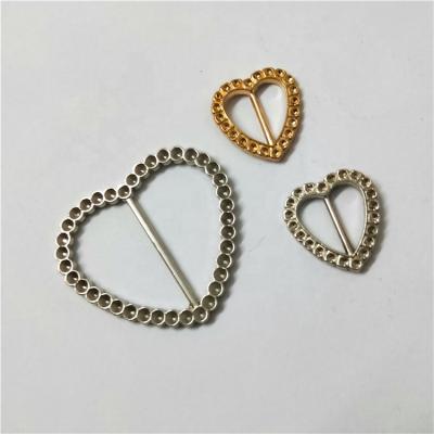 China Decorative beautiful and durable heart-shaped diamond metal pin buckle for garment belt shoes and bags accessories for sale