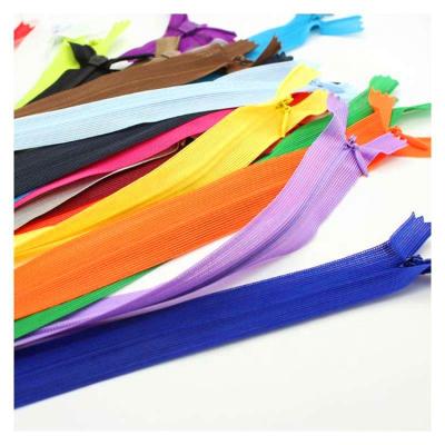 China Custom Size 3# 5# Nylon Invisible Plastic Zipper Invisible For Garment Dress Work Clothes for sale