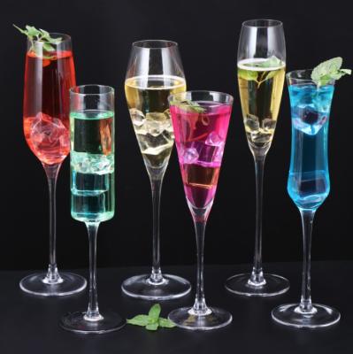 China Hot sale crystal vintage champagne glass lead free wedding gift set champagne glass flute glass for sale for sale