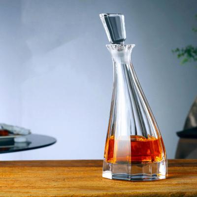 China 2021 Hand Made European Whiskey/Food Safe/Diamond Design Liquor Decanter Whiskey Amazon Style Crystal Hot Sale for sale