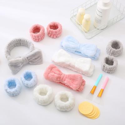 China Hair Bands Face Wash Headband Wrist Fleece Plush Knotted Hair Band Girls Wash Head Face Wear Makeup Hair Accessories for sale