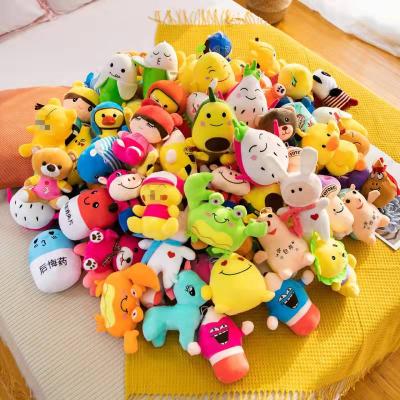 China Cheap kids gift/promotion crane machine 17cm mix plush toys promotion factory selling claw machine doll printing skin animal stuffed plush toy for sale