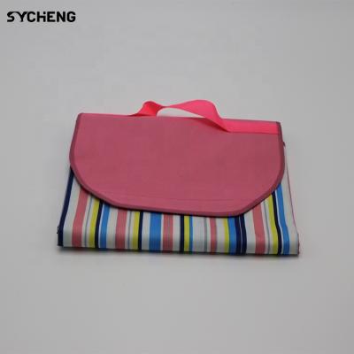 China Outdoor Portable Moisture-Proof Waterproof Cloth Spring Mat Morden Picnic Camping Mat Dustproof Shopping Bag for sale