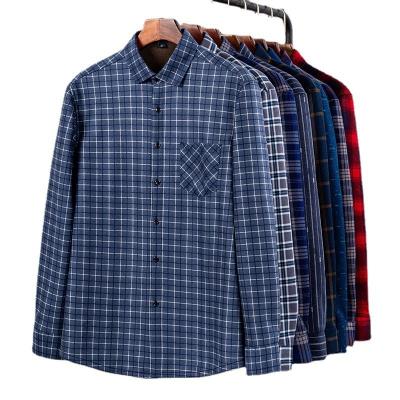 Chine Chemise chaude en velours de haute qualité pour hommes, en automne et en hiver, chemise épaissississante, mode, chemise à rayures, haut manteau à vendre