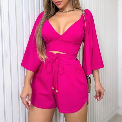 China 2023 Women′s Nuevo Producto V-Neck sin espalda Camisa de manga rectangular de cintura alta calzoncillos de moda conjunto de traje informal en venta