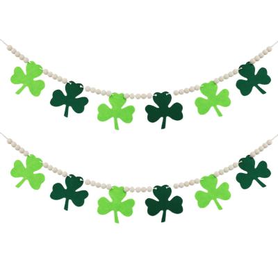 China Lreland Irish Festival Party Decorative St. Patrick's Day Wooden Bead Flag Banner for sale