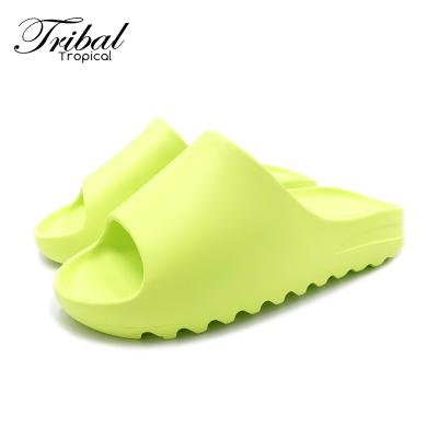 China New Summer Lightweight Unisex Men's Flat Sandals Yeezy Slide Slippers Custom Slide Shoes Women Slip On Eva Indoor Fish Beach Ladies Slippers for sale