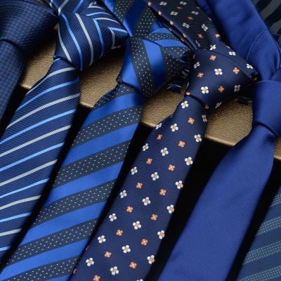 China Wholesale Custom Made Italian Jacquard Dot Fashional Design Popular Neck Tie Logo Silk Ties Ties Roll Up Man Wedding Tie Business Tie For Men for sale