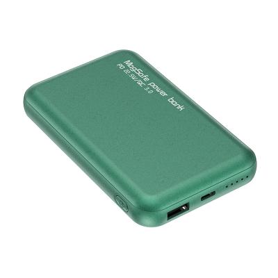 China Fast Charging Support Fast Charging 10000mAh Capacity Small Size Wallet Wireless Powerbank 15W Portable Charger for sale