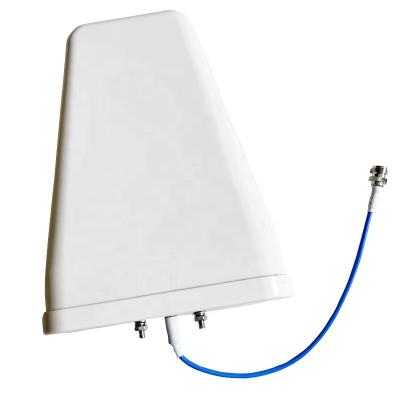 China Telecom Networks 698-2700mhz Log-periodic Signal Amplifier Outdoor Antenna 9dBi Directional Antenna for sale