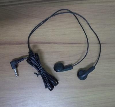 China Cheap earphones disposable earphones one-off headphone for sale