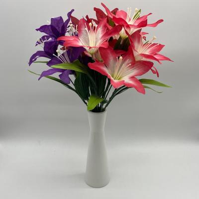 China Factory Sale Plastic Artificial Flower Lily Wedding Silk Flower for sale