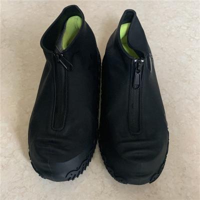 China Fashion Trend Sale Zipper Design Snow Warm Silicone Slip-Resistant Rain Waterproof Shoe Covers for sale