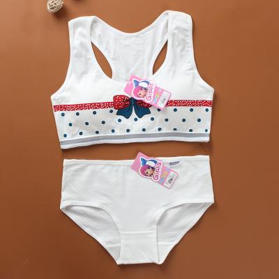 China Girly Breathable Bra Set Cartoon Wireless Vest Style Pure Tube Cotton Top Underwear for sale